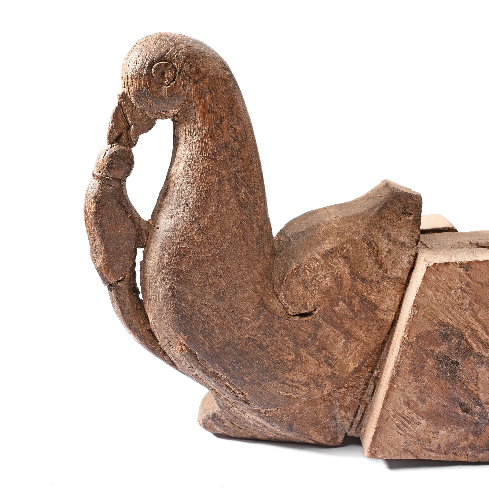 Carved Peacock Turban Hanger From Banswara - 19thC - Image 3