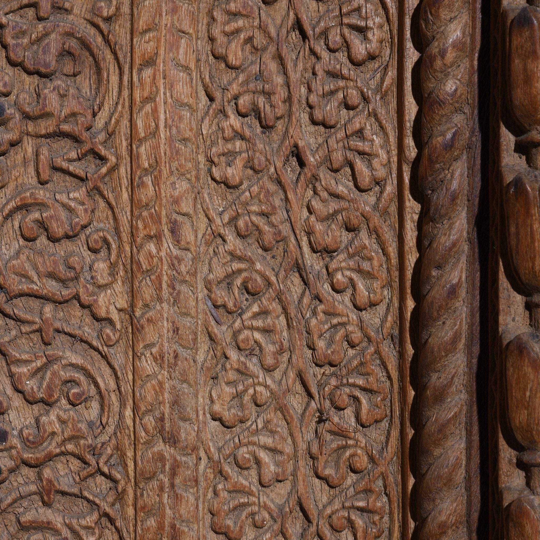 Old Indian Carved Doorway Mirror from Rajasthan - 18thC - Image 3