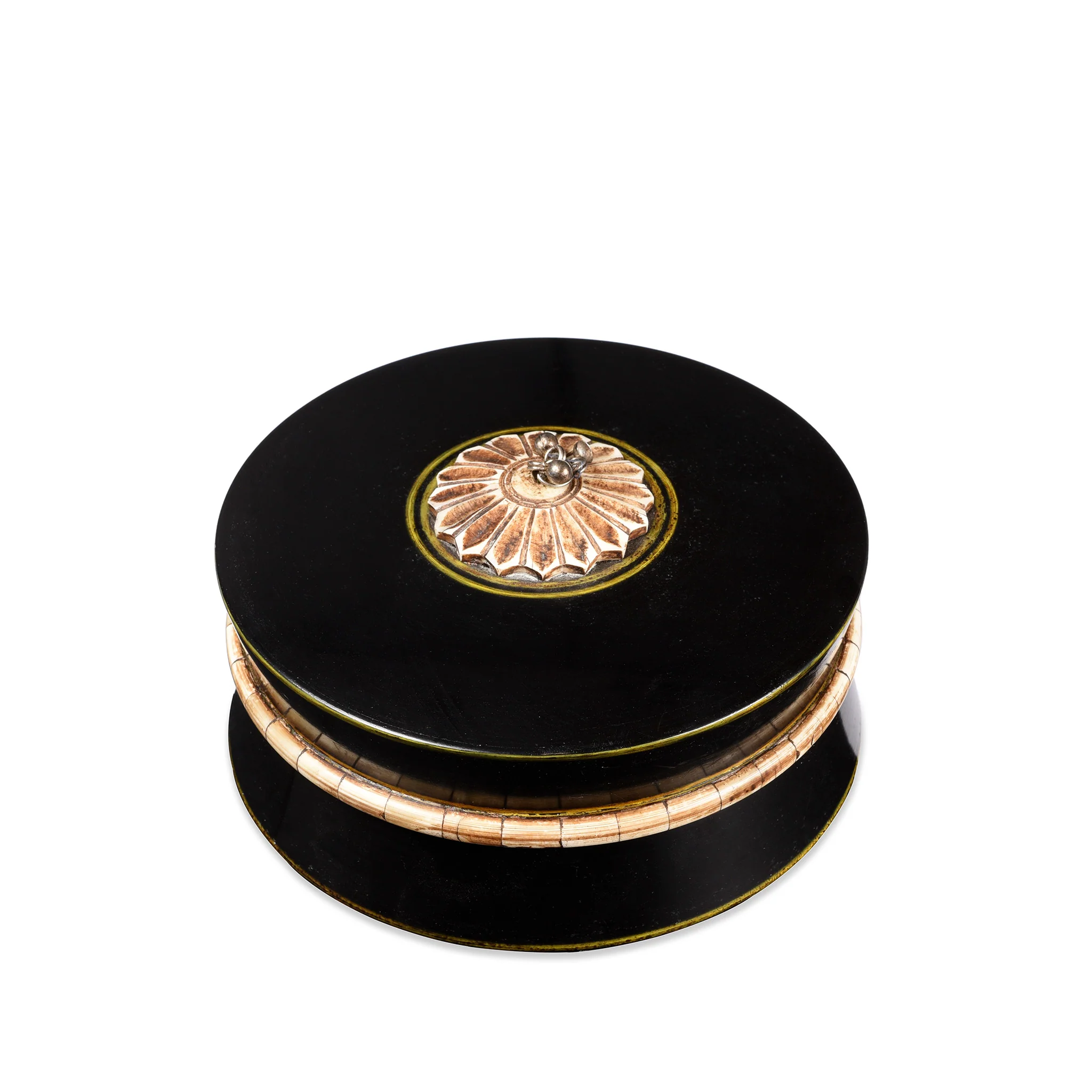 Indian Black Lacquer Pot - Image 5