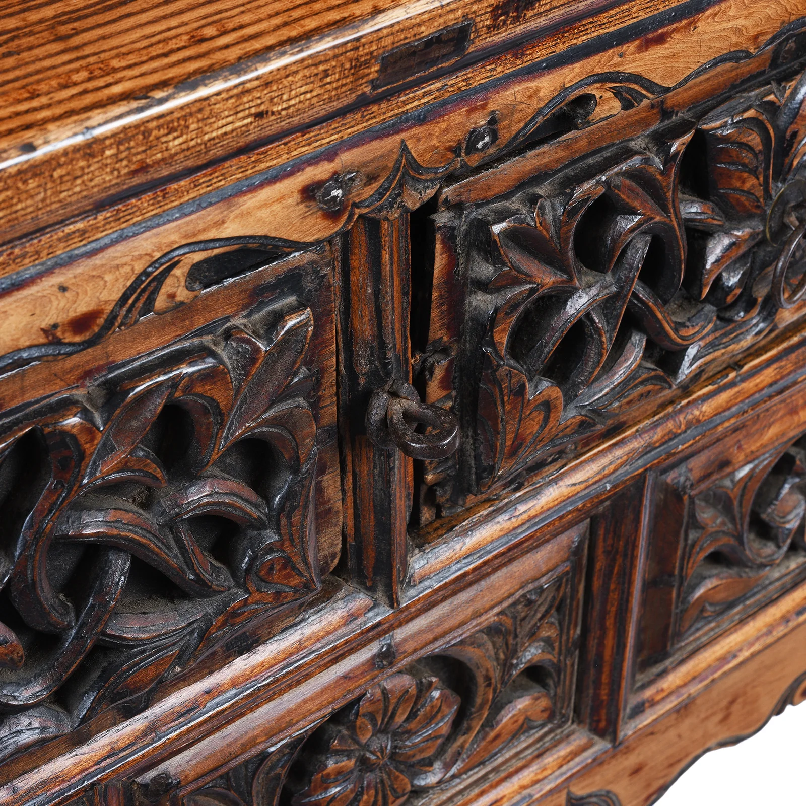 Carved Coffer Table From Shanxi - 19th Century - Image 5
