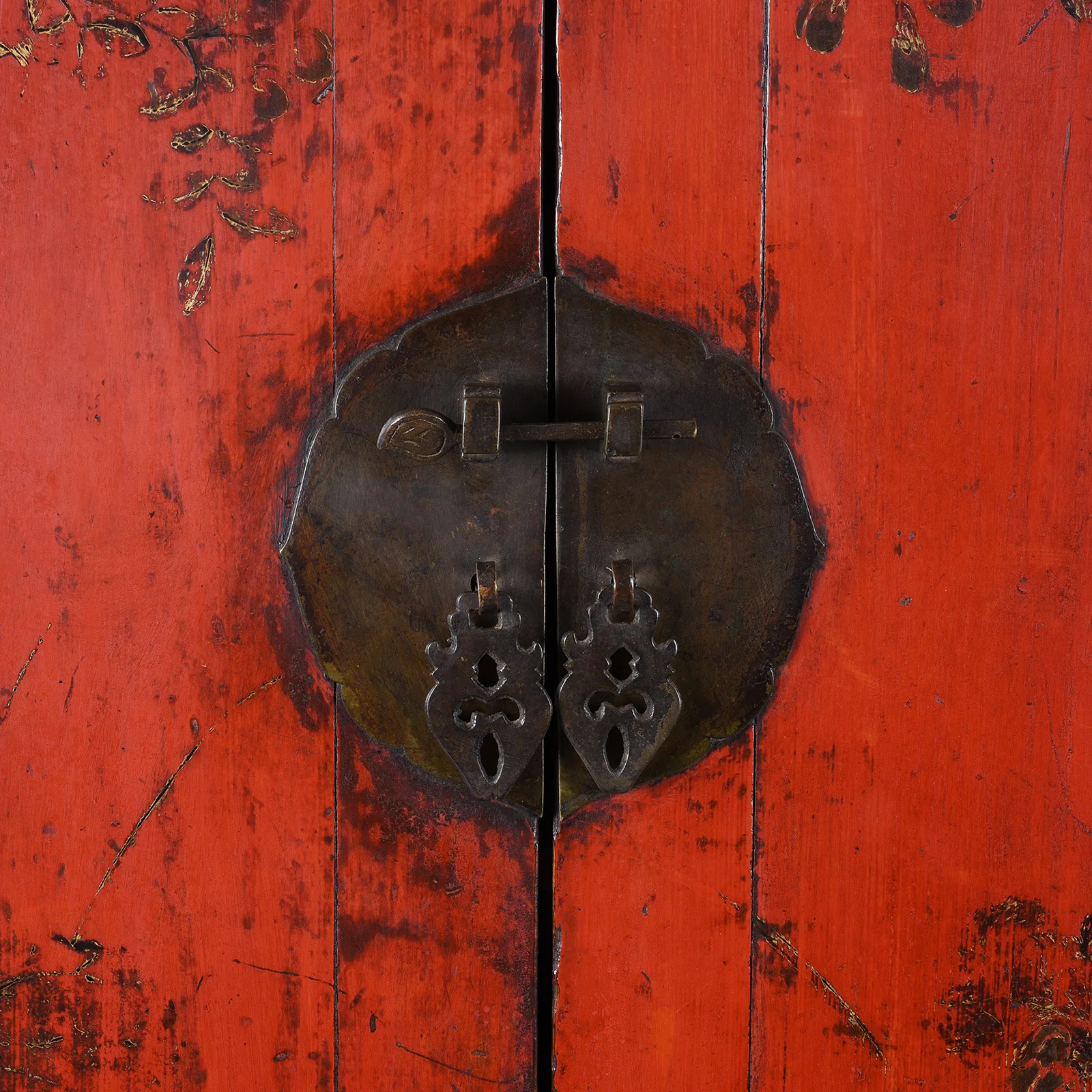 Red Lacquer Wedding Cabinet From Shanxi Province - 19th Century - Image 5