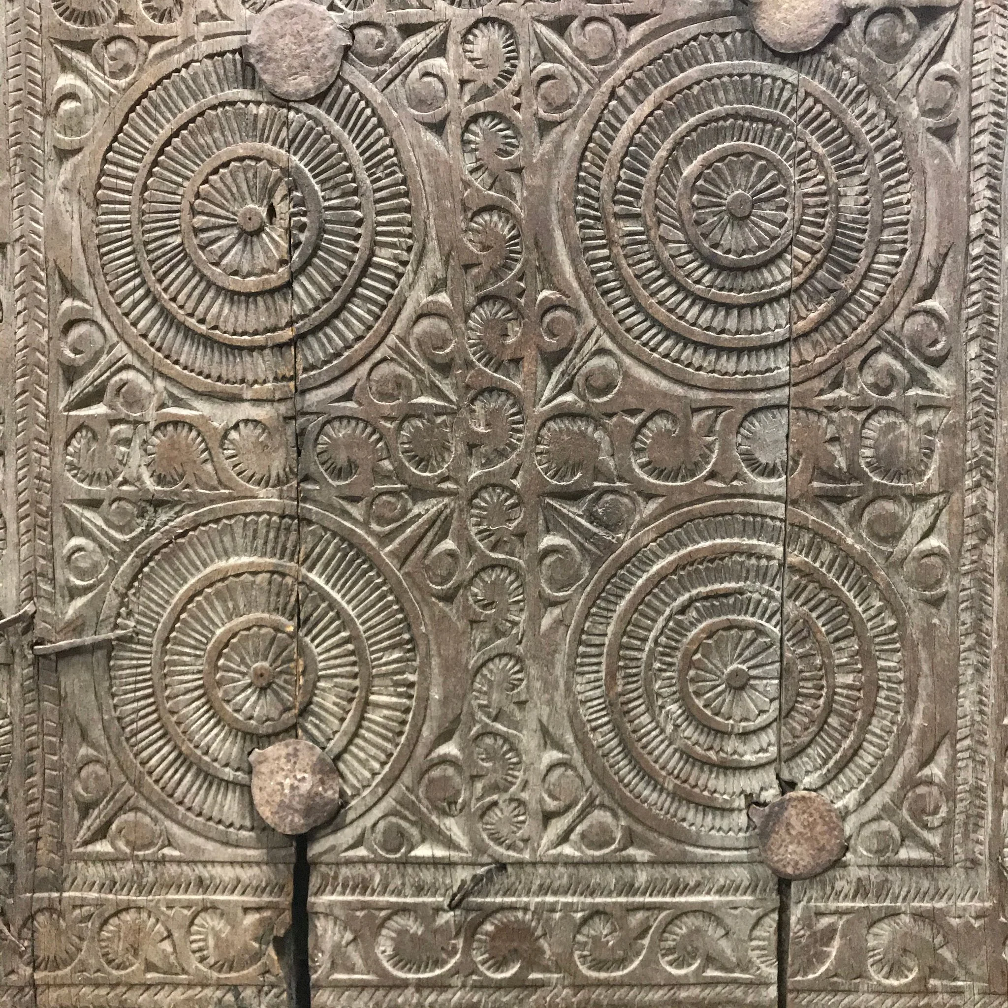 Tribal Window Shutter From  Maharashtra - 19th Century - Image 4