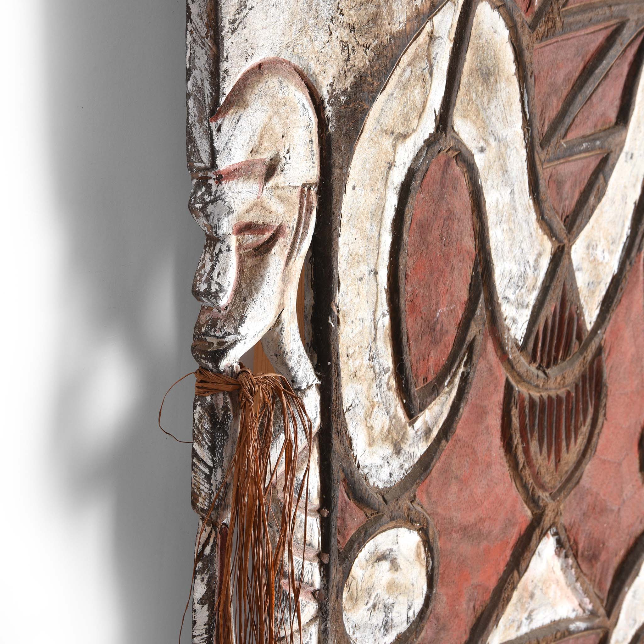 An Asmat Shield With Figures And Scrolls from New Guinea - Ca 85 yrs old - Image 6