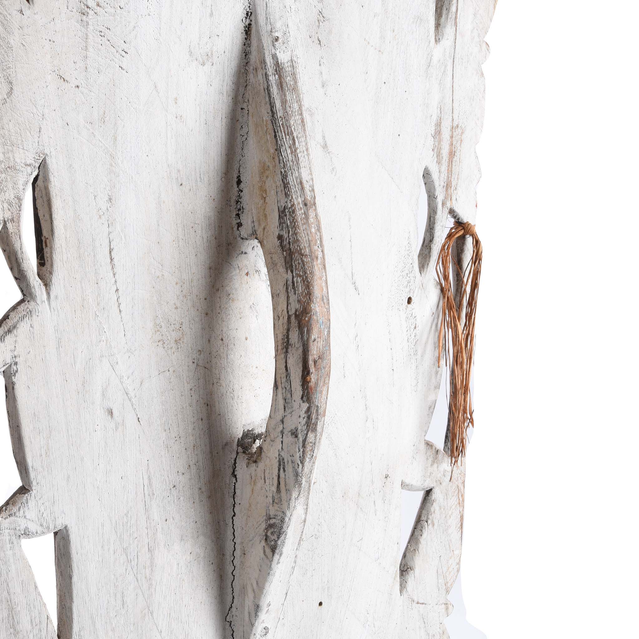 An Asmat Shield With Figures And Scrolls from New Guinea - Ca 85 yrs old - Image 7