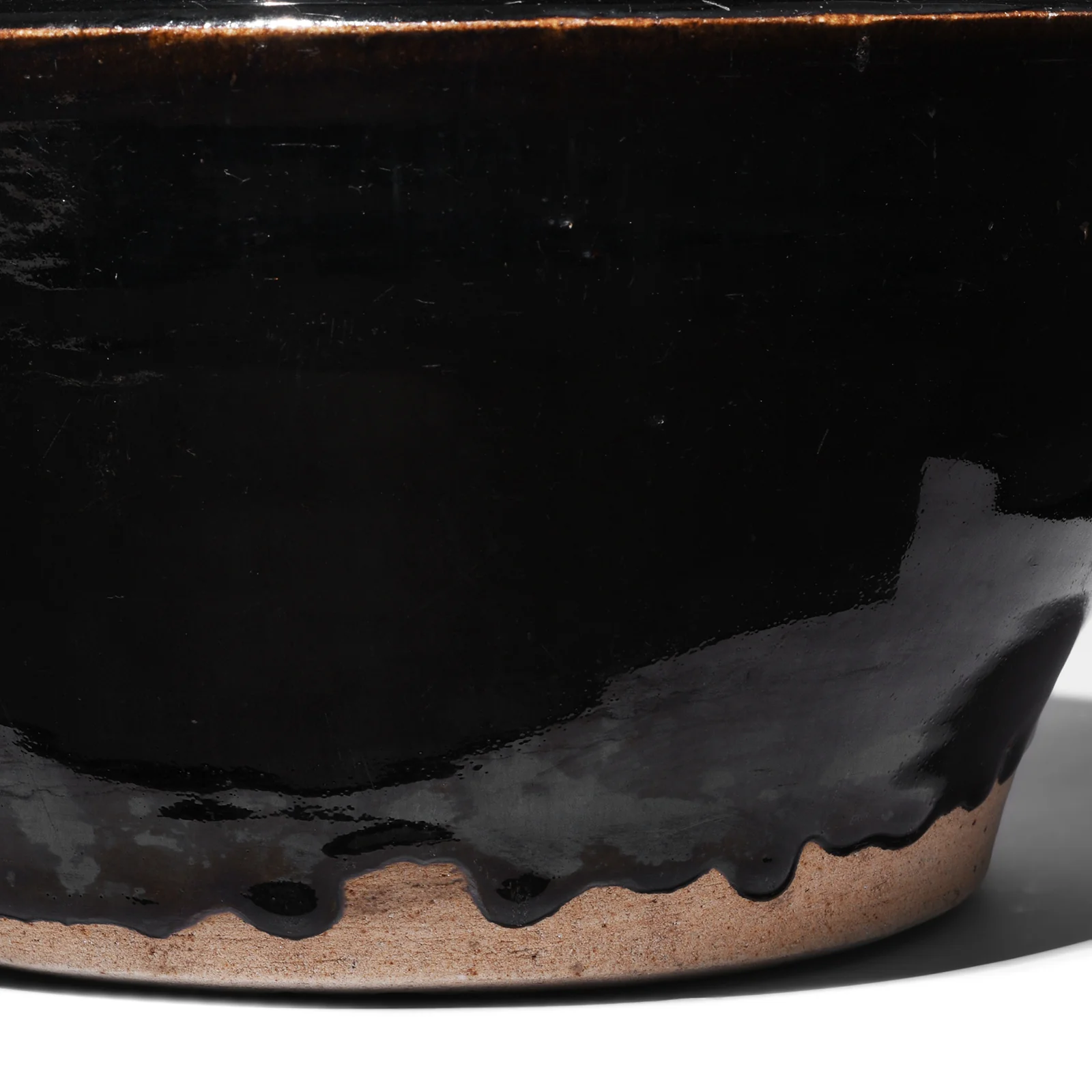 Old Black Glazed Terracotta Water Pot From Shanxi - Image 4