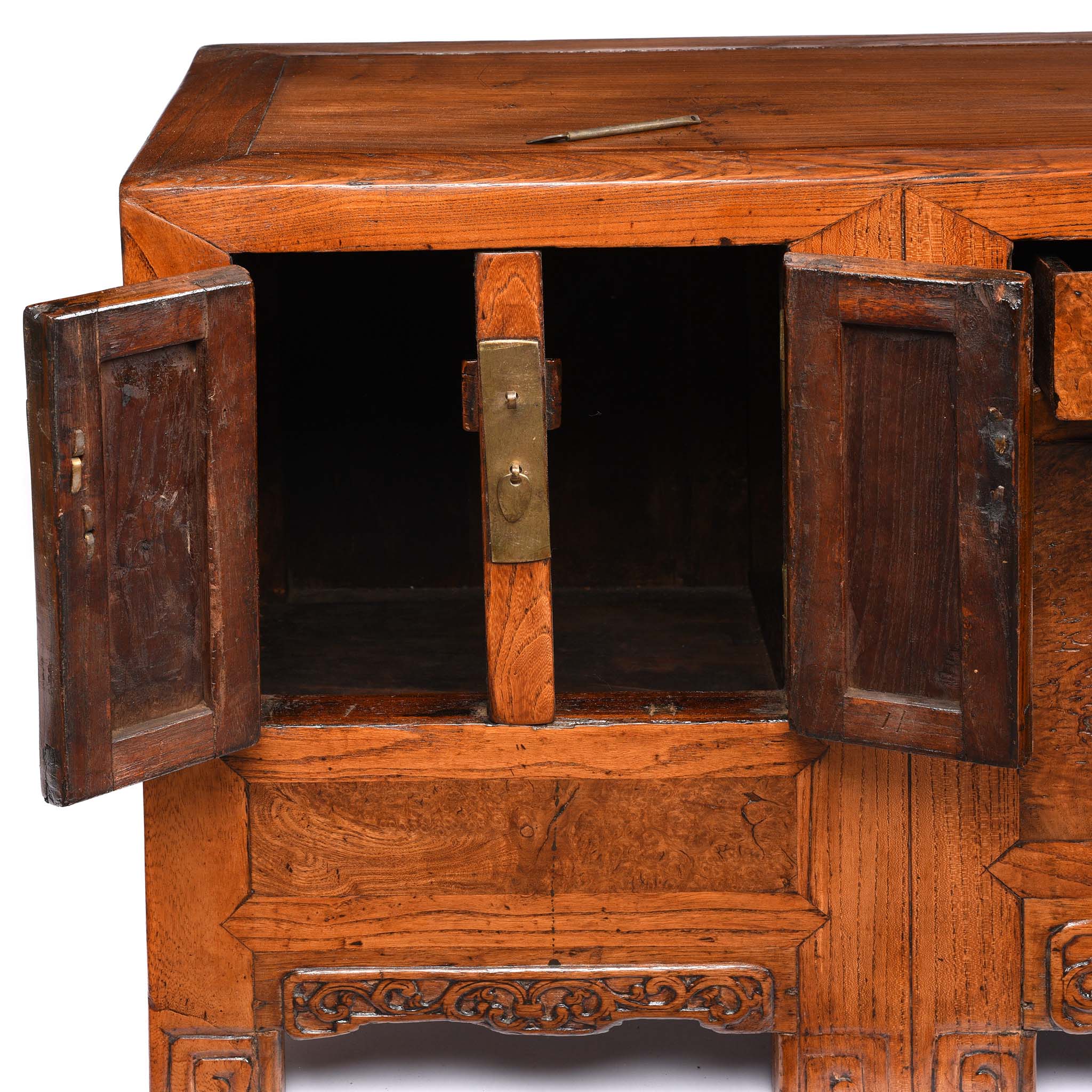 Burr Kang Low Cabinet From Tianjin - 19th Century - Image 5