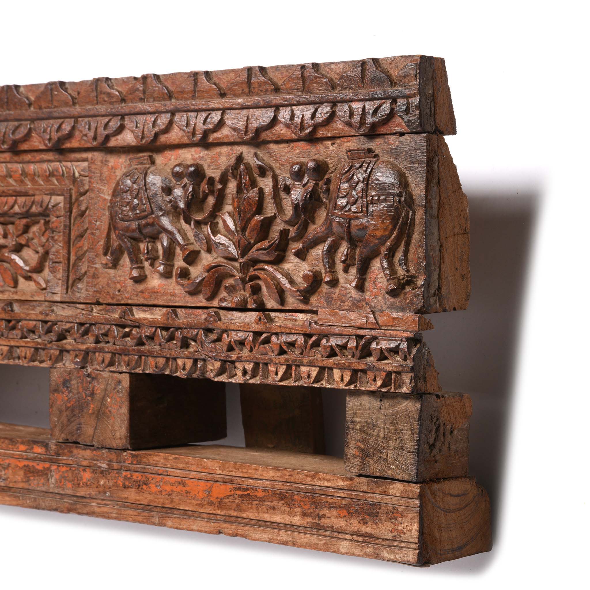 Carved Teak Lintel Panel From Gujarat - 19th Century - Image 6