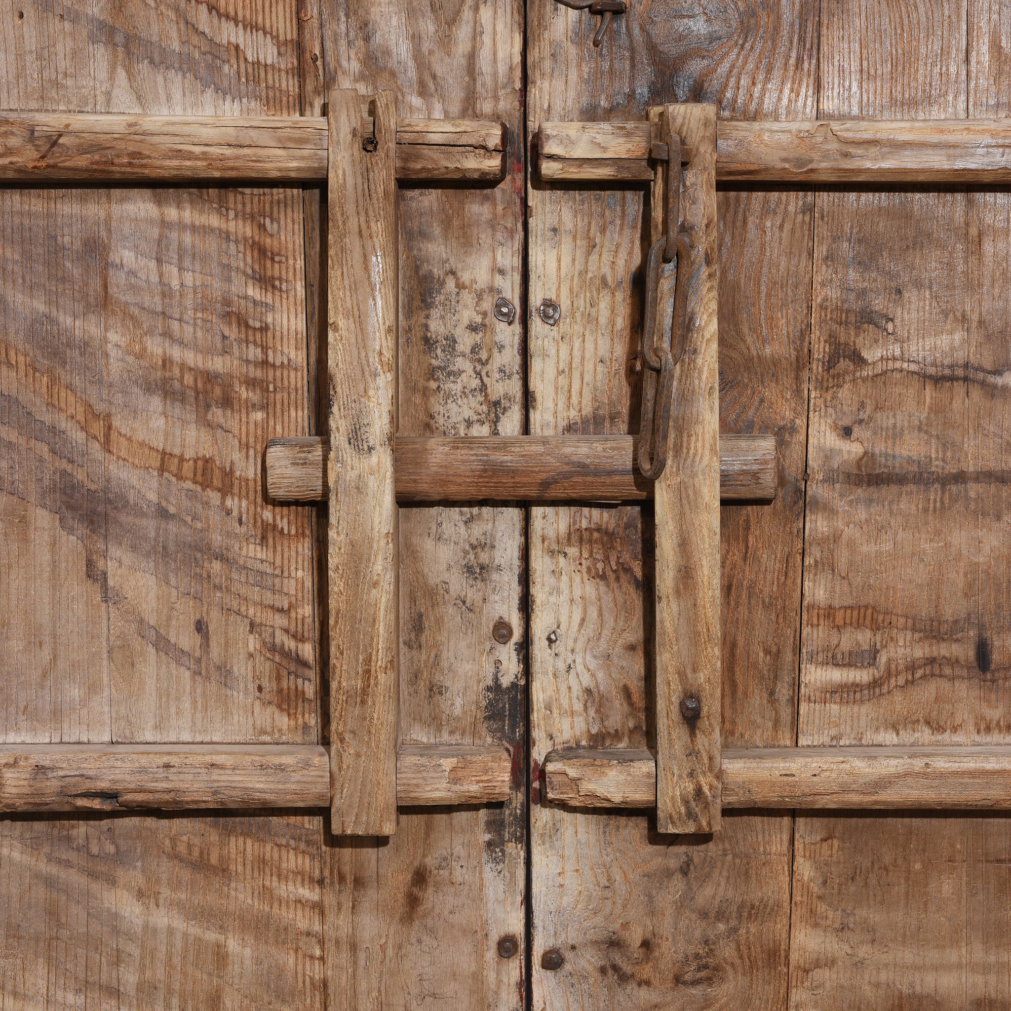 Iron Bound Elm Doors From Shanxi Province - 19th Century - Image 7