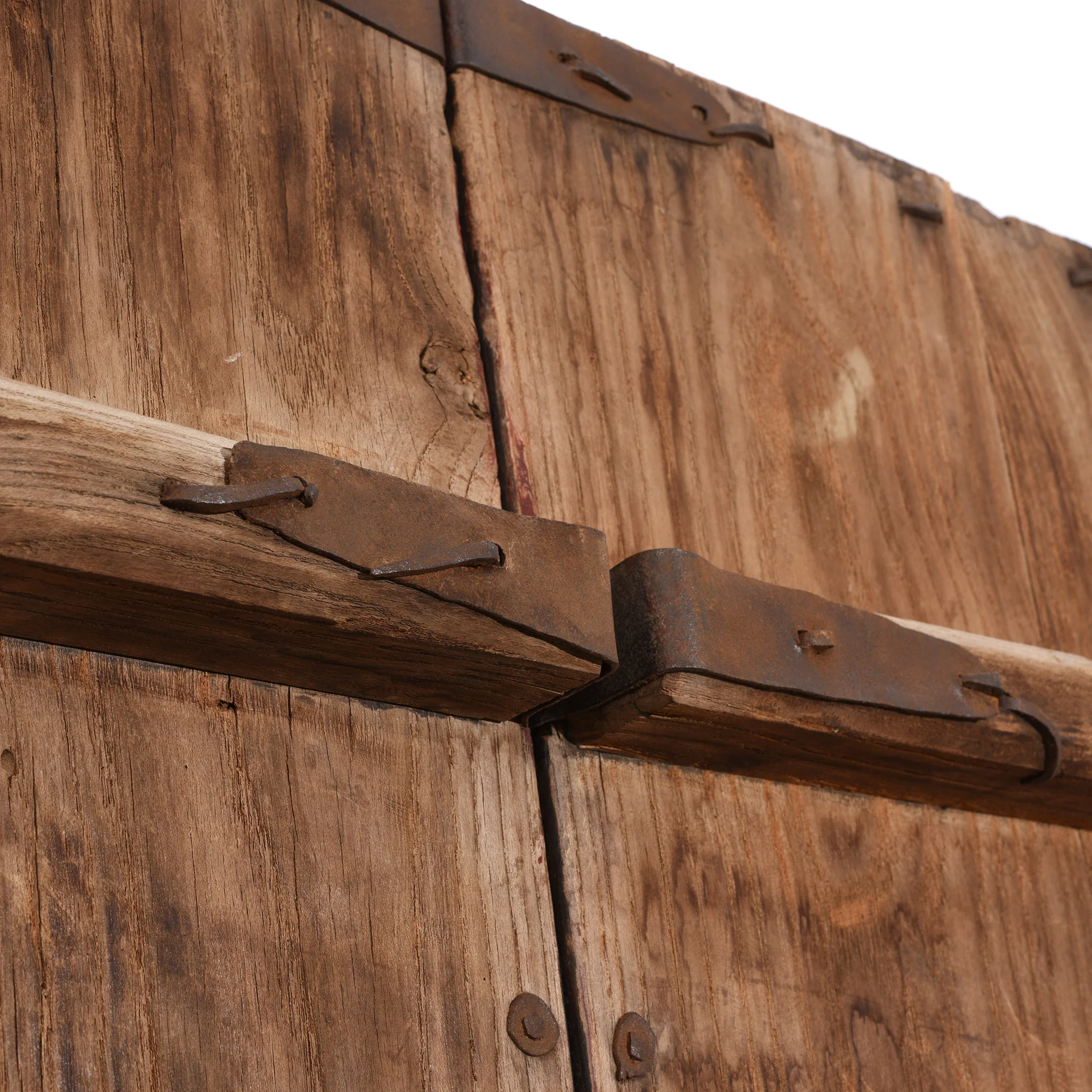 Iron Bound Elm Doors From Shanxi Province - 19th Century - Image 9