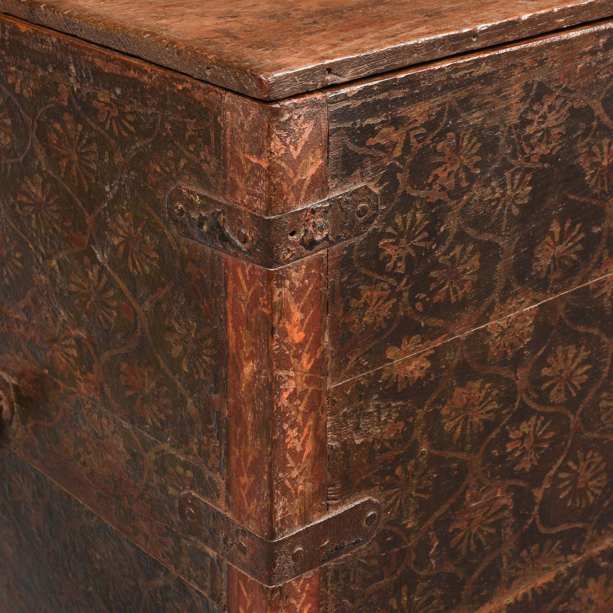 Painted Teak Chest from Nagaur - 18thC - Image 11