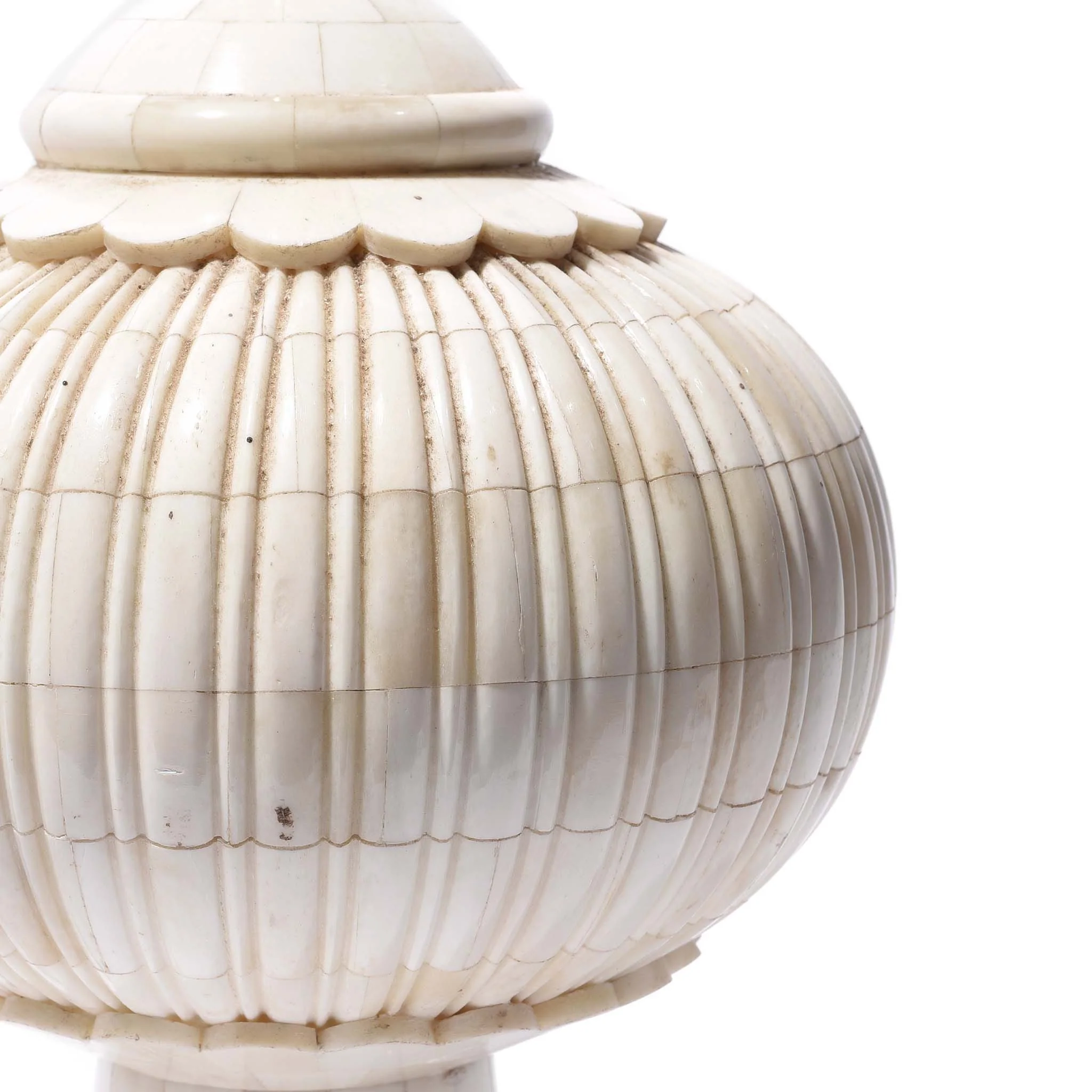 Mughal Style Bone Inlaid Table Lamp - Image 6