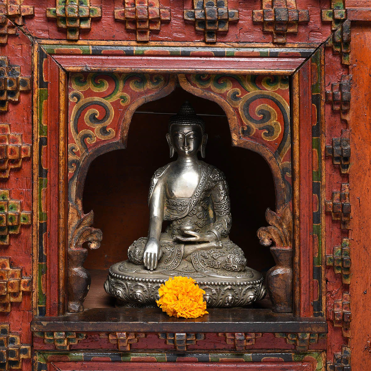 Silver Plated Buddha Statue - Bhumisparsha Mudra - Image 3